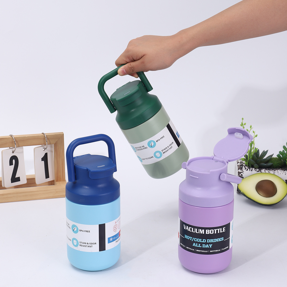 Wholesale Custom Logo 17oz Flip-Top Insulated Water Bottle with Handle - Product Image 5